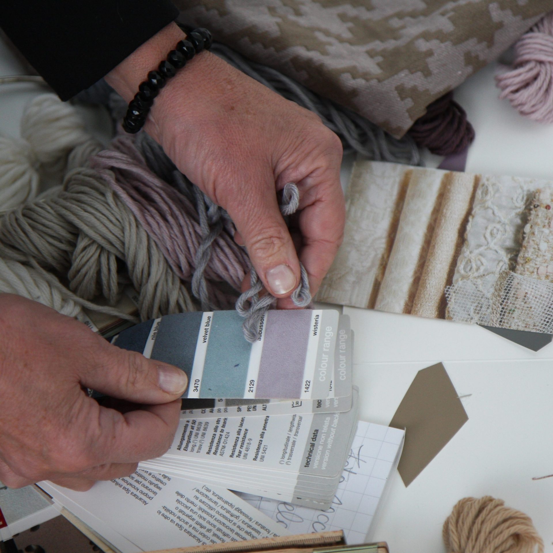 Poemo-design-progettare-un-tessuto-per-arredamento